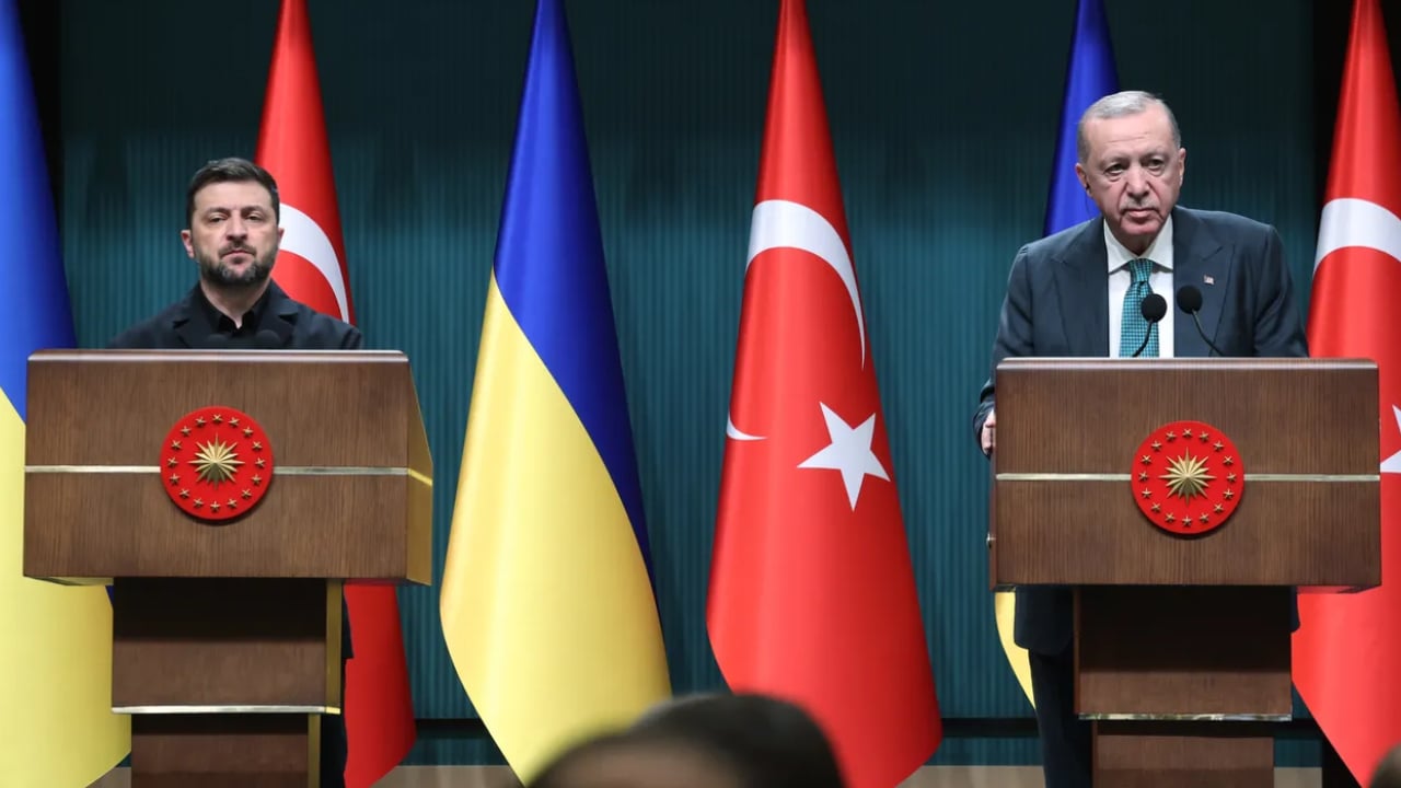 ইউক্রেন-রাশিয়া যুদ্ধ বন্ধে আলোচনা শুরু করার আহ্বান এরদোয়ানের