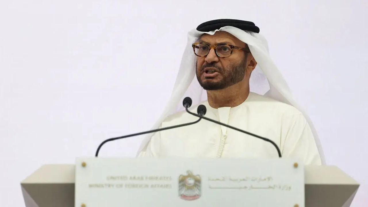 হরমুজ প্রণালিতে মার্কিন নৌ-অভিযানে যোগ দিতে পারে আমিরাত