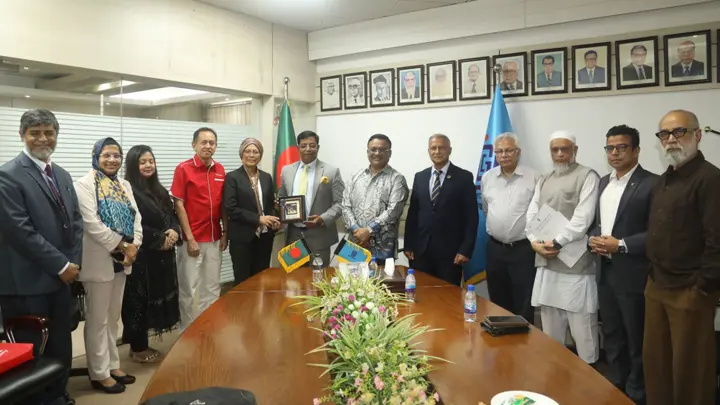 ‘ক্রস-বর্ডার হায়ার এডুকেশন নীতিমালা’ প্রণয়ন করছে ইউজিসি