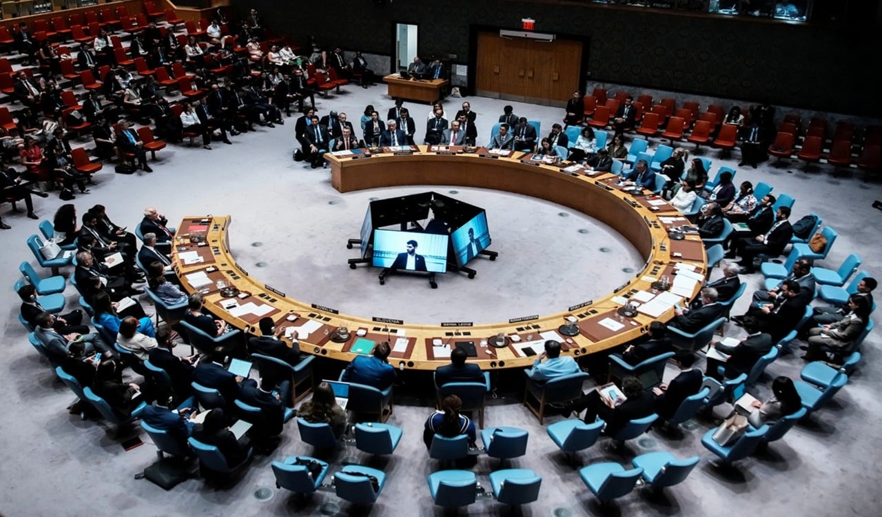 ইরান পরিস্থিতি নিয়ে বৈঠকে বসছে জাতিসংঘ নিরাপত্তা পরিষদ