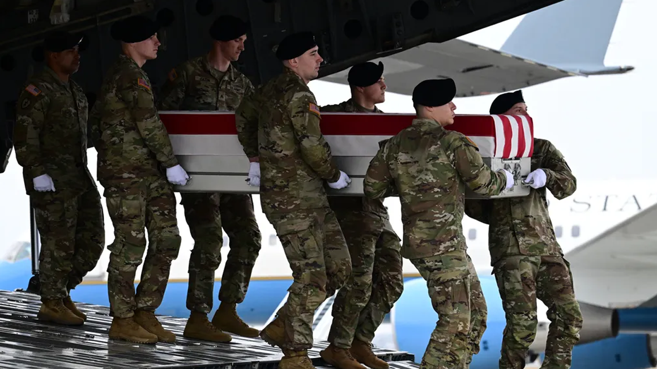 ইরানের সঙ্গে যুদ্ধে ১৩ মার্কিন সেনা নিহত, আহত ২০০