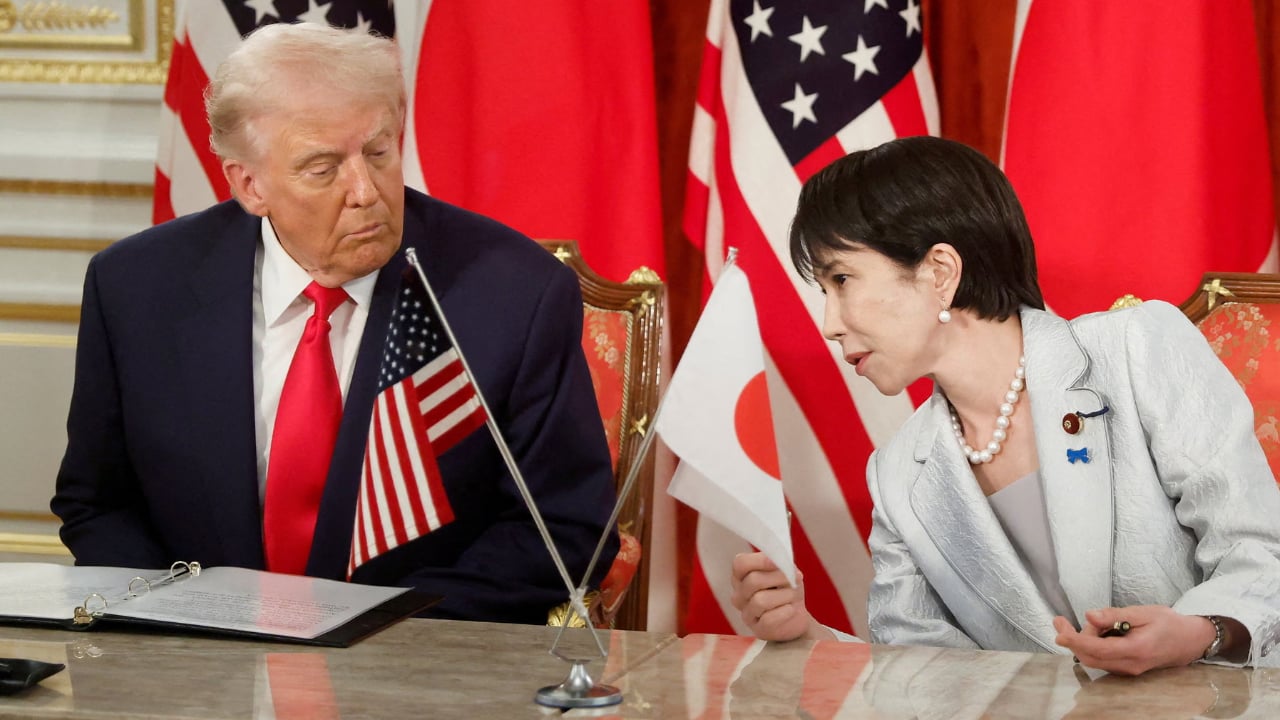 তাইওয়ান ইস্যুতে উত্তেজনা না বাড়াতে জাপানের প্রতি ট্রাম্পের আহ্বান