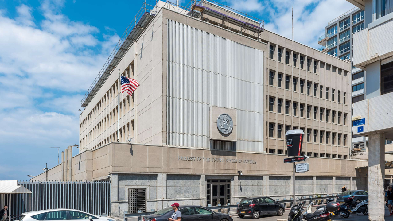 ইসরাইল থেকে নাগরিকদের সরিয়ে নিতে সহায়তায় অক্ষমতা প্রকাশ মার্কিন দূতাবাসের