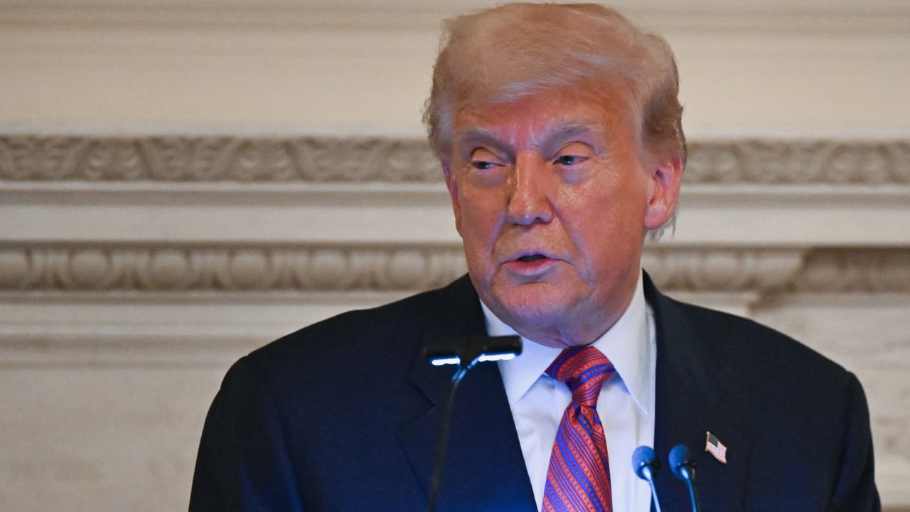 আফগান শরণার্থীদের নথিপত্র পুনঃতদন্তের আহ্বান ট্রাম্পের