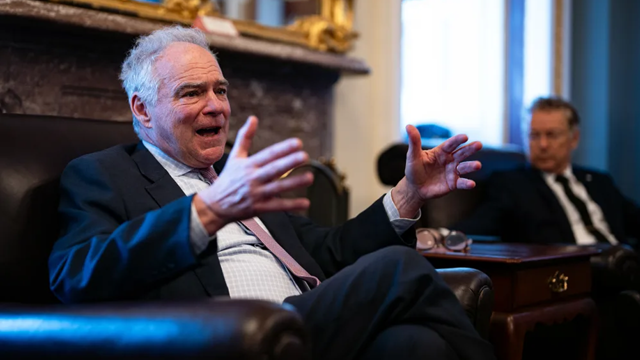 প্রেসিডেন্টের যুদ্ধের ক্ষমতা কমাতে মার্কিন সিনেটে ভোট আজ