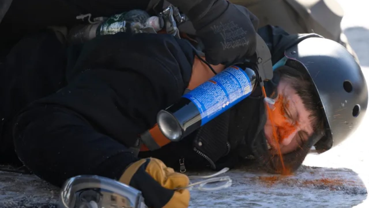 যুক্তরাষ্ট্রে অভিবাসন কর্মকর্তার গুলিতে মার্কিন নাগরিক নিহত, ব্যাপক বিক্ষোভ