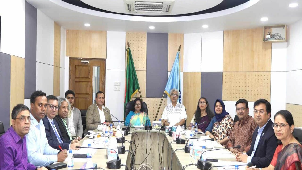 উচ্চশিক্ষা খাতে বাজেট বরাদ্দ ৪ শতাংশ করার দাবি ইউজিসির