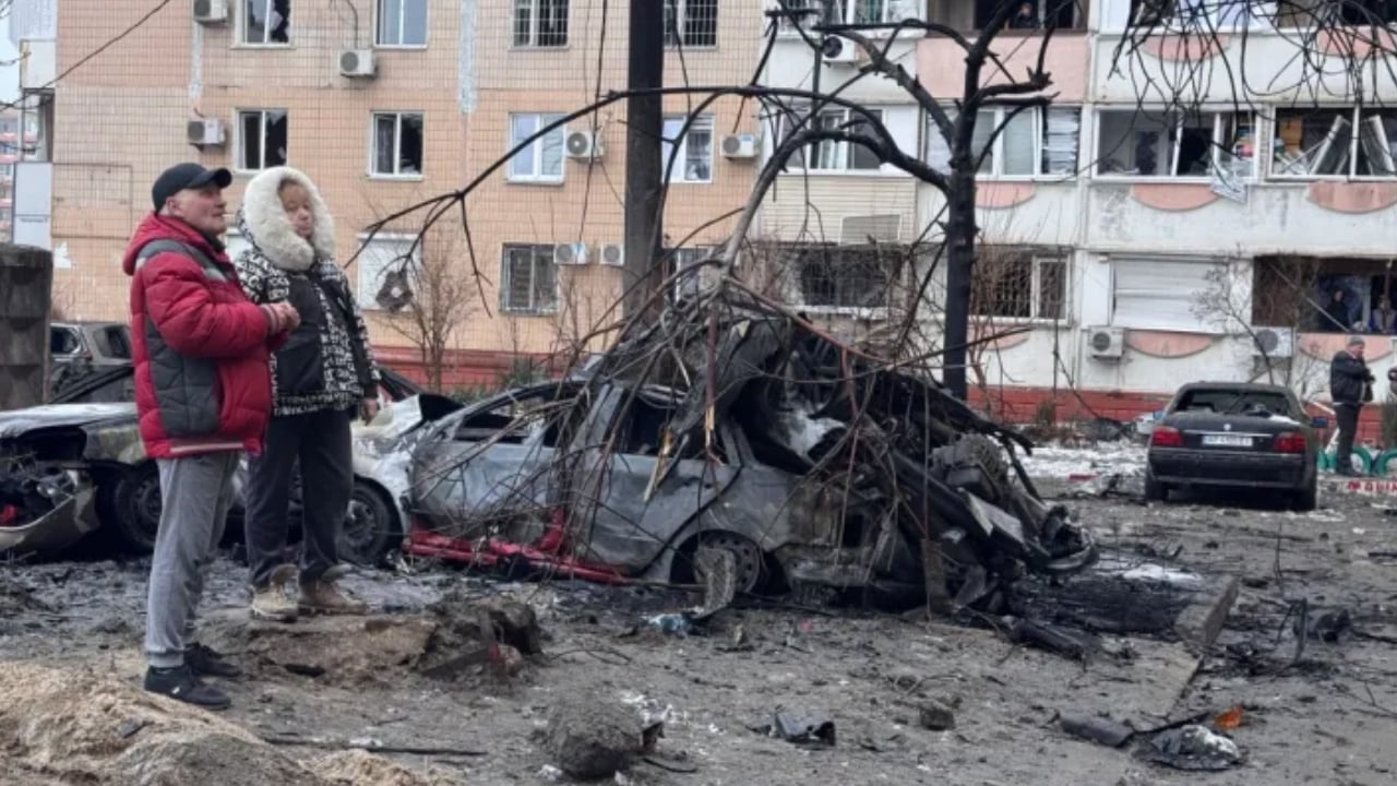 রাশিয়ার ড্রোন হামলায় ইউক্রেনে নিহত ৩