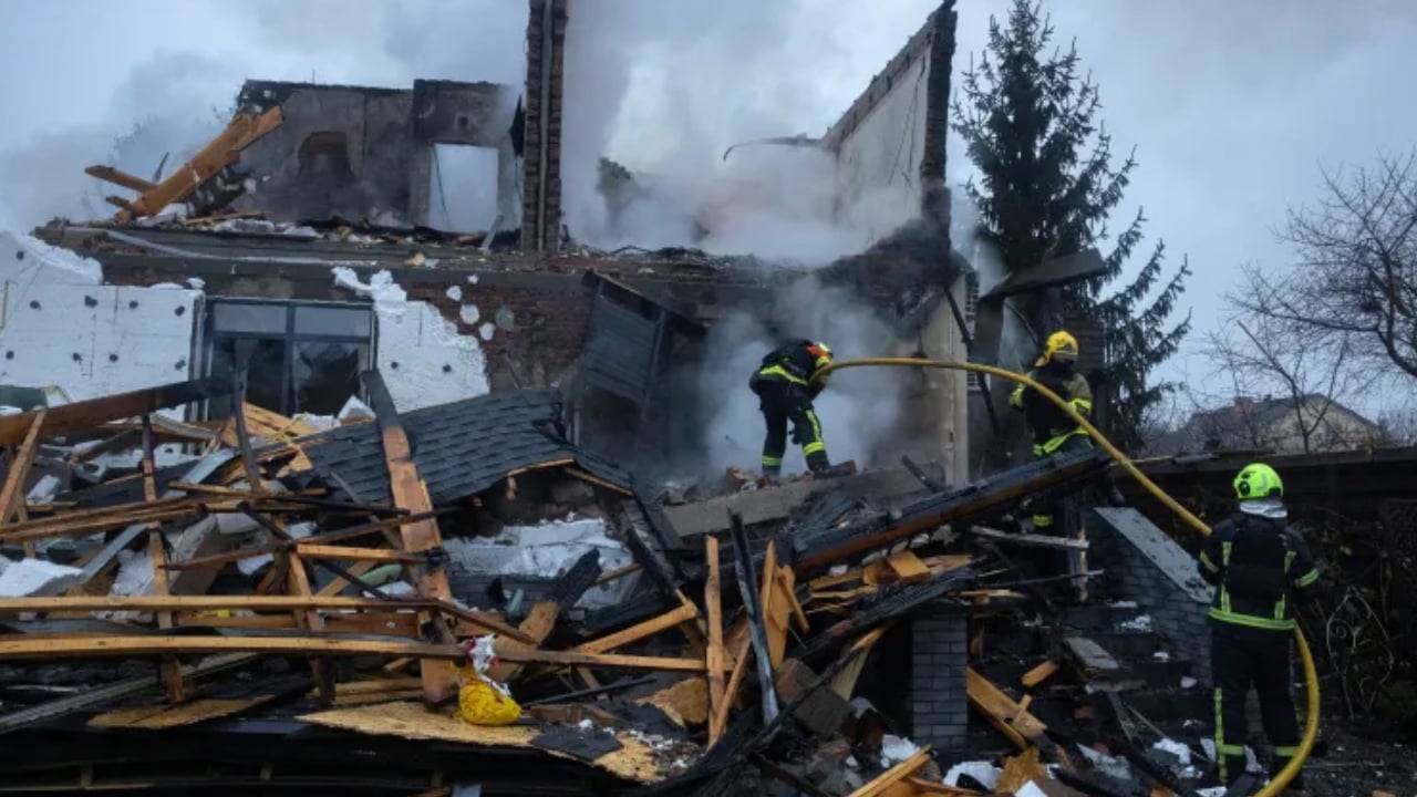 ইউক্রেনে রাশিয়ার হামলায় নিহত ৬