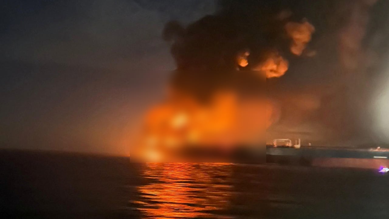 কৃষ্ণ সাগরে রাশিয়ার ২ ট্যাংকারে ইউক্রেনের ড্রোন হামলা