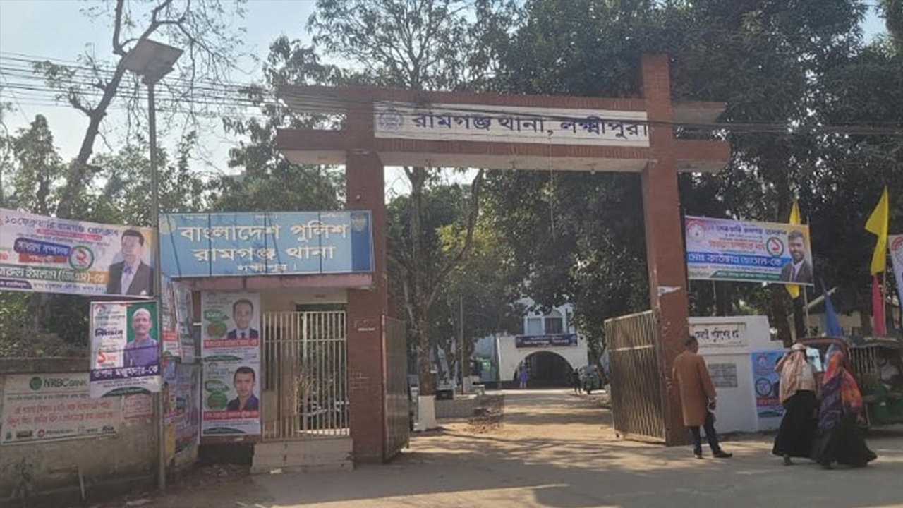 ছাত্রদল নেতাকে হত্যাচেষ্টা, অস্ত্রসহ যুবক আটক
