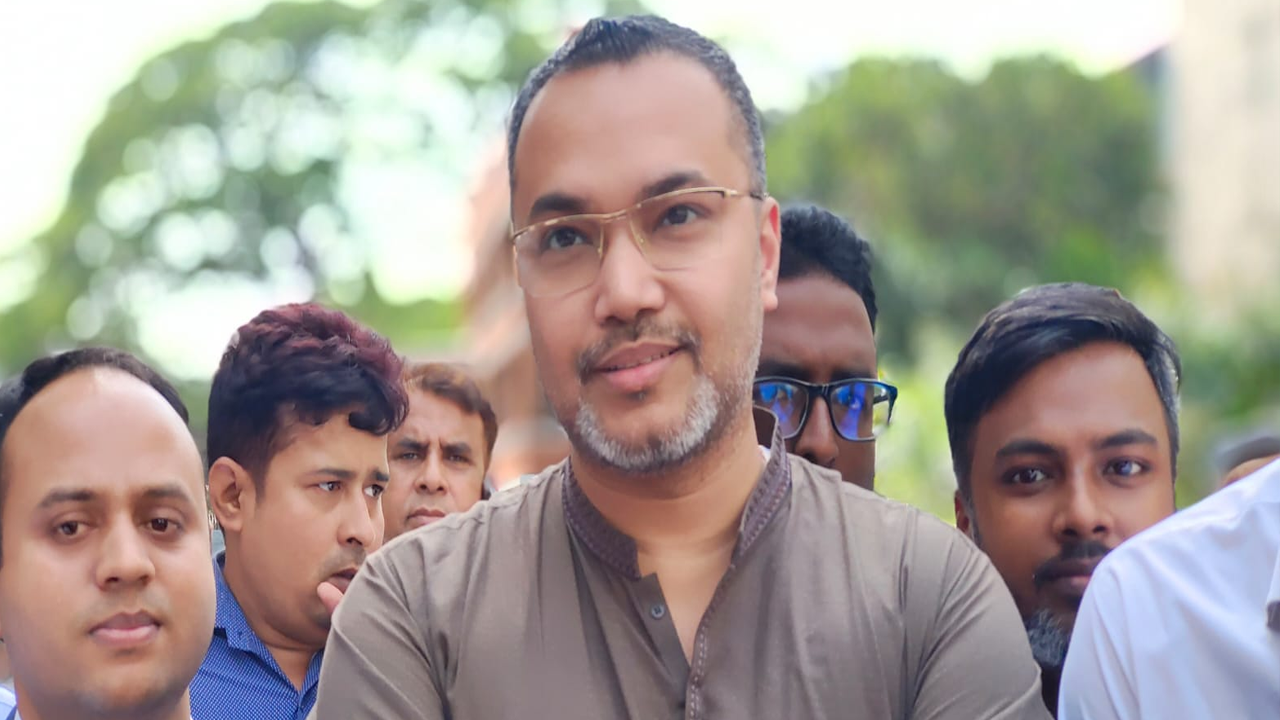 দ্রুত মালয়েশিয়ার শ্রমবাজার উন্মোচনে কাজ করছে সরকার: মাহাদী আমিন