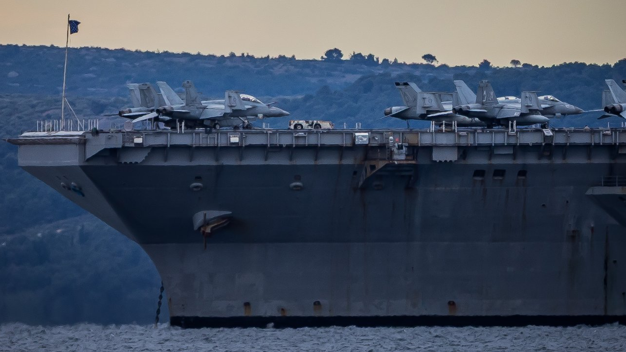 মধ্যপ্রাচ্যে আবারও পাঠানো হলো বিশ্বের বৃহত্তম রণতরি