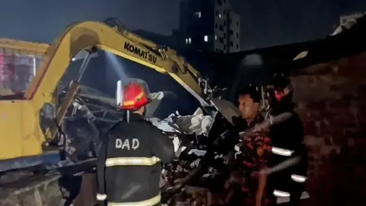 কেরানীগঞ্জে কারখানার আগুনে নিহত বেড়ে ৬