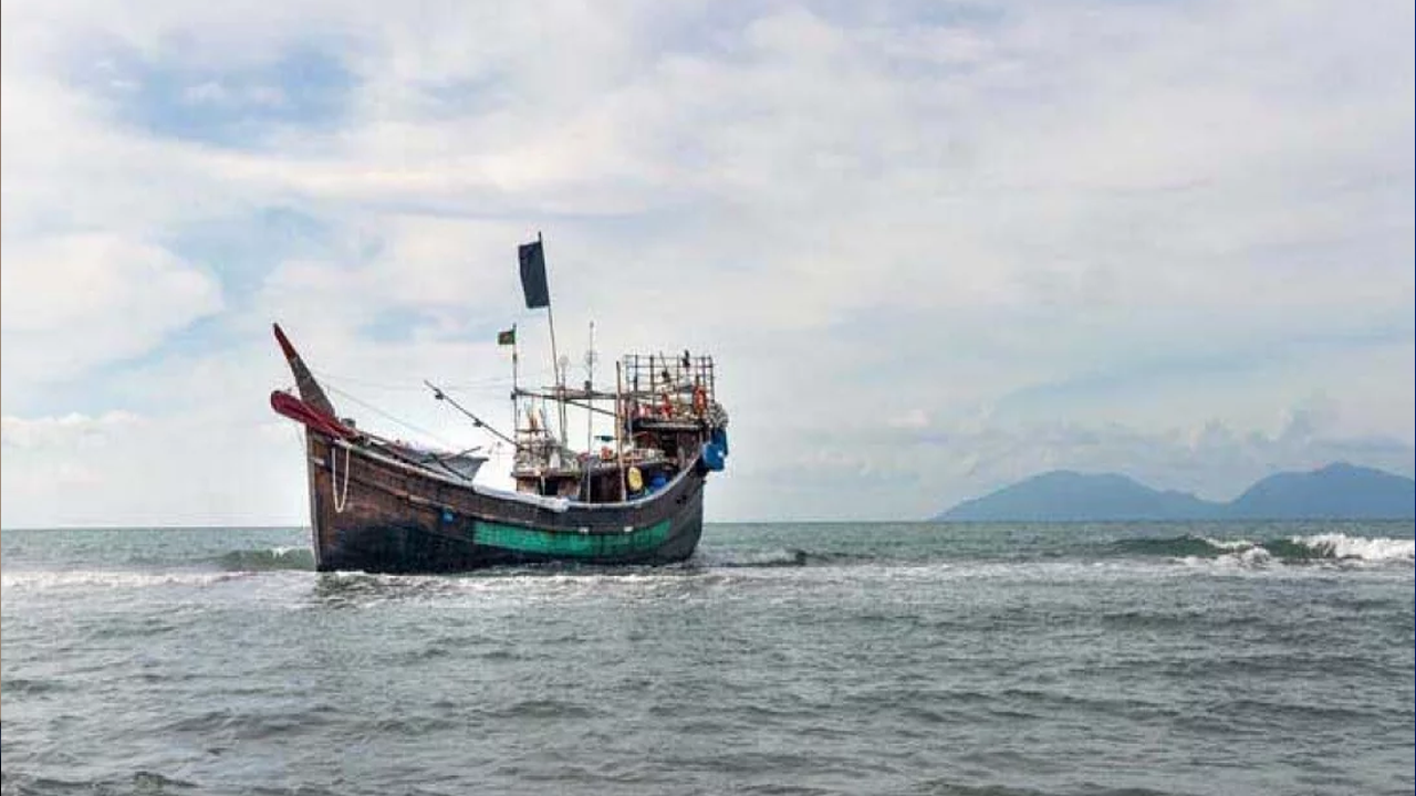 আন্দামান সাগরে নৌকাডুবি, বাংলাদেশিসহ নিখোঁজ ২৫০