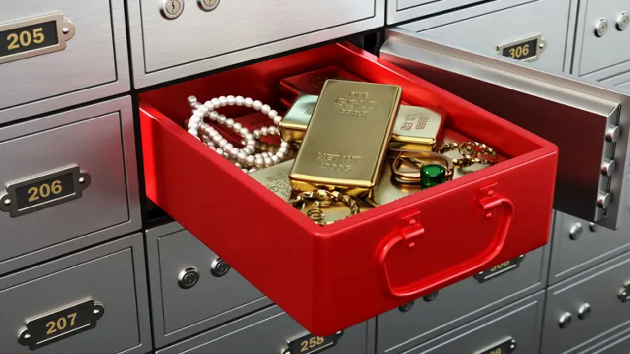 ব্যাংকের ভল্ট ও লকারের পার্থক্য কী, আনলক হয় যেভাবে