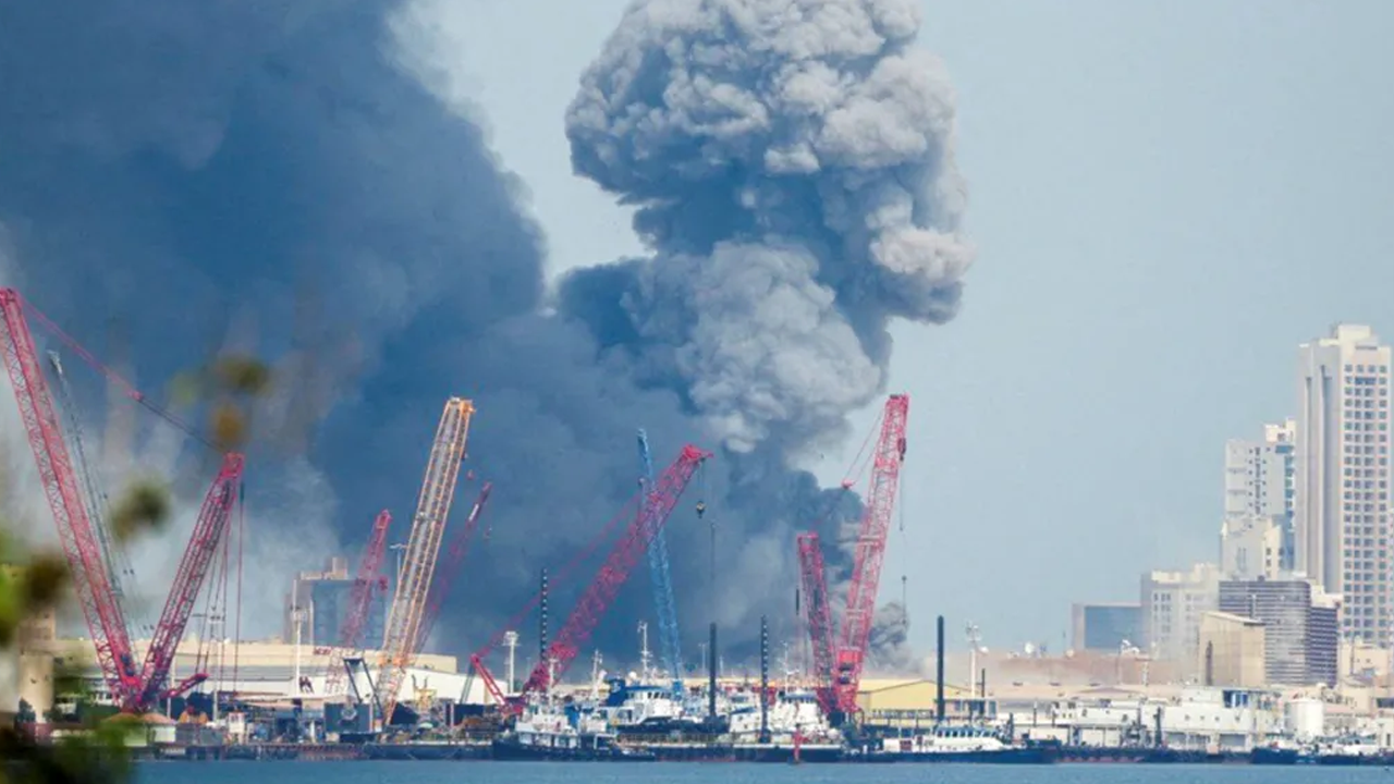 বাহরাইনে যুক্তরাষ্ট্রের নৌবাহিনীর পঞ্চম নৌবহরের ঘাঁটিতে ক্ষেপণাস্ত্র হামলা