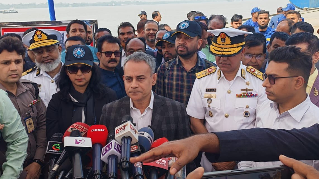 ছয় মাসে মোংলা বন্দরে উন্নয়নের দৃশ্যমান অগ্রগতি আসবে: নৌপরিবহন মন্ত্রী