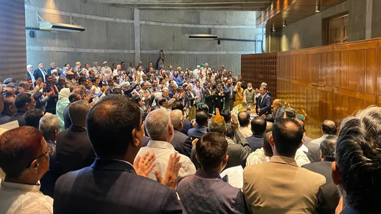 শপথ অনুষ্ঠানে অংশ নিয়েছেন দক্ষিণ এশিয়ার যেসব নেতা