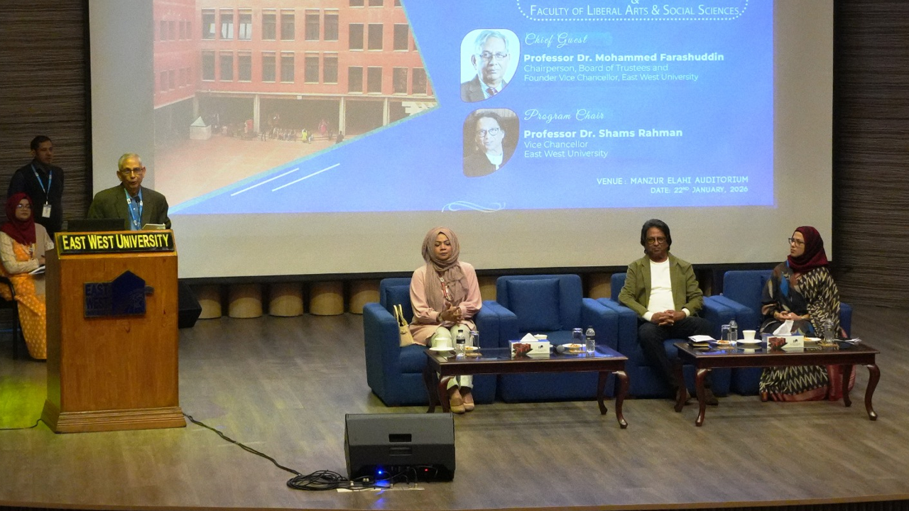 ইস্ট ওয়েস্ট ইউনিভার্সিটিতে ২০২৬ সালের বসন্তকালীন সেমিস্টারের নবীনবরণ অনুষ্ঠিত