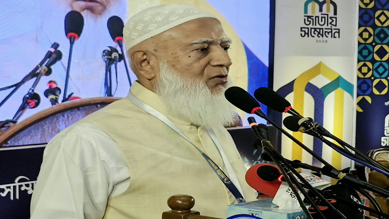 যেদিন নামাজের ইমাম সমাজের ইমাম হবেন সেইদিন সত্যিকারের মুক্তি মিলবে