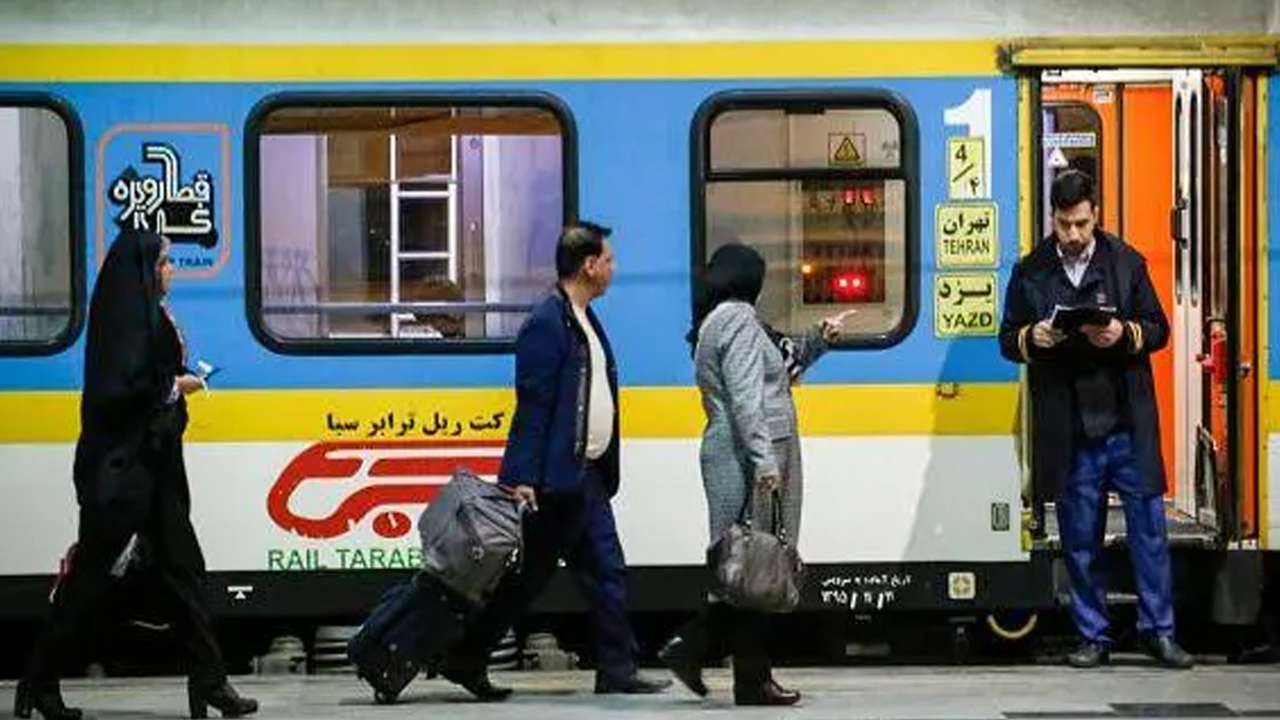 ইরানিদের ট্রেন ভ্রমণ থেকে বিরত থাকতে সতর্ক করল ইসরাইল