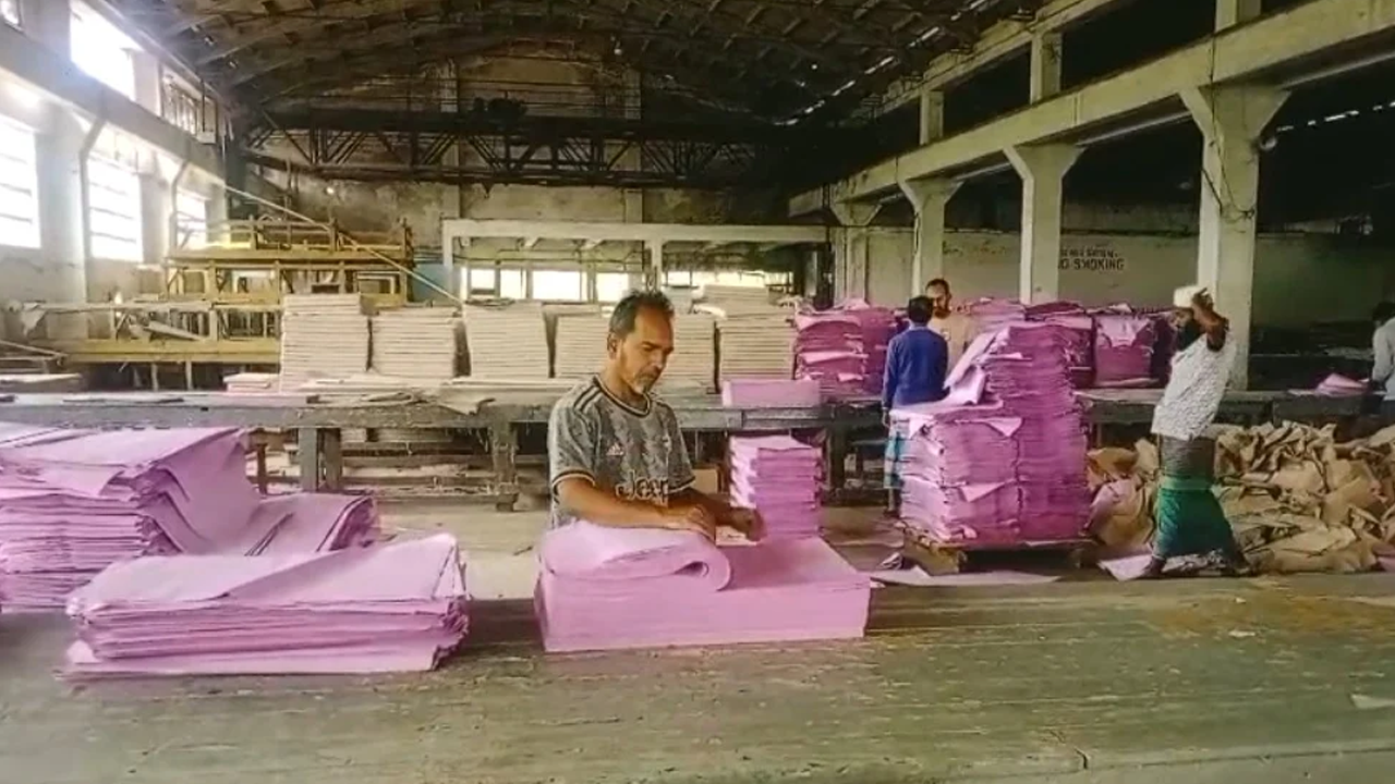 নির্ধারিত সময়ের আগেই ইসিকে ব্যালটের কাগজ সরবরাহ করেছে কেপিএম