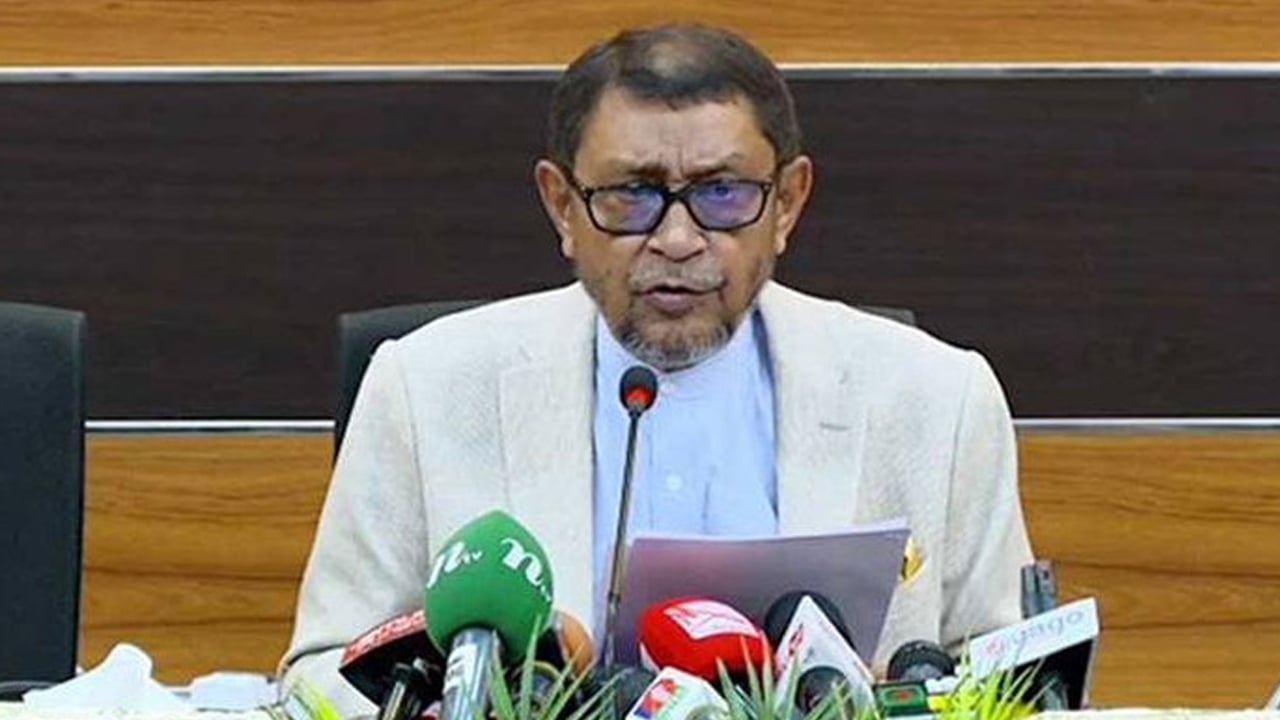 উপজেলা স্বাস্থ্য কমপ্লেক্সে গজ-ব্যান্ডেজ-সিরিঞ্জ কেনার পর্যাপ্ত টাকা নেই