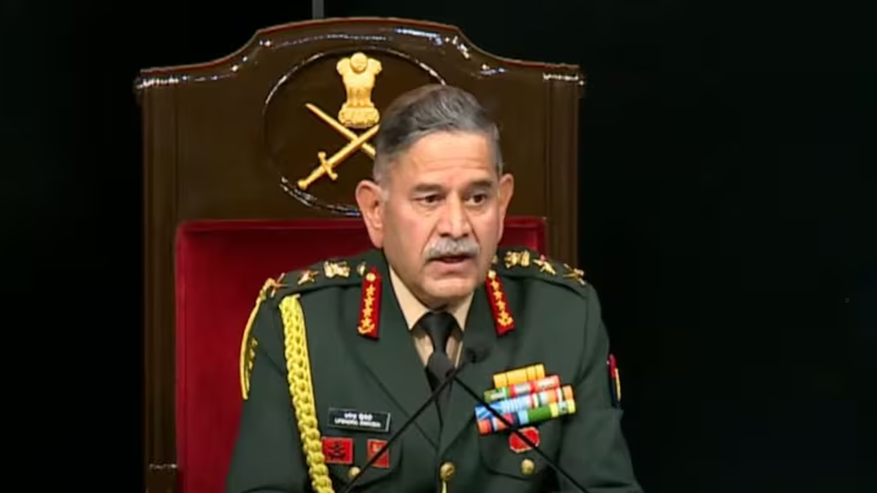 পাকিস্তানকে মানচিত্র থেকে মুছে ফেলার হুমকি ভারতের