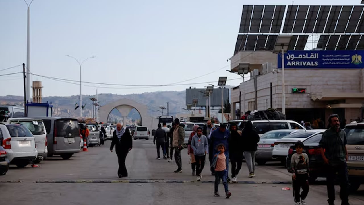 লেবাননের সাথে সীমান্ত ক্রসিং বন্ধ করল সিরিয়া
