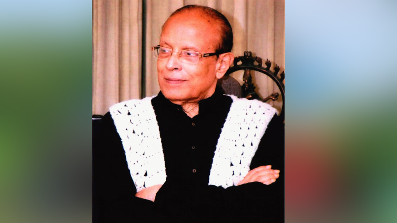 বুদ্ধিজীবী অধ্যাপক খান সারওয়ার মুরশিদের ১৩তম মৃত্যুবার্ষিকী কাল