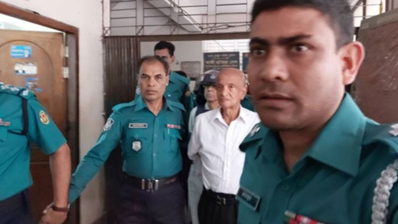 কেন্দ্রীয় কারাগারে সাবেক শিল্প প্রতিমন্ত্রী অসুস্থ, ঢামেকে ভর্তি