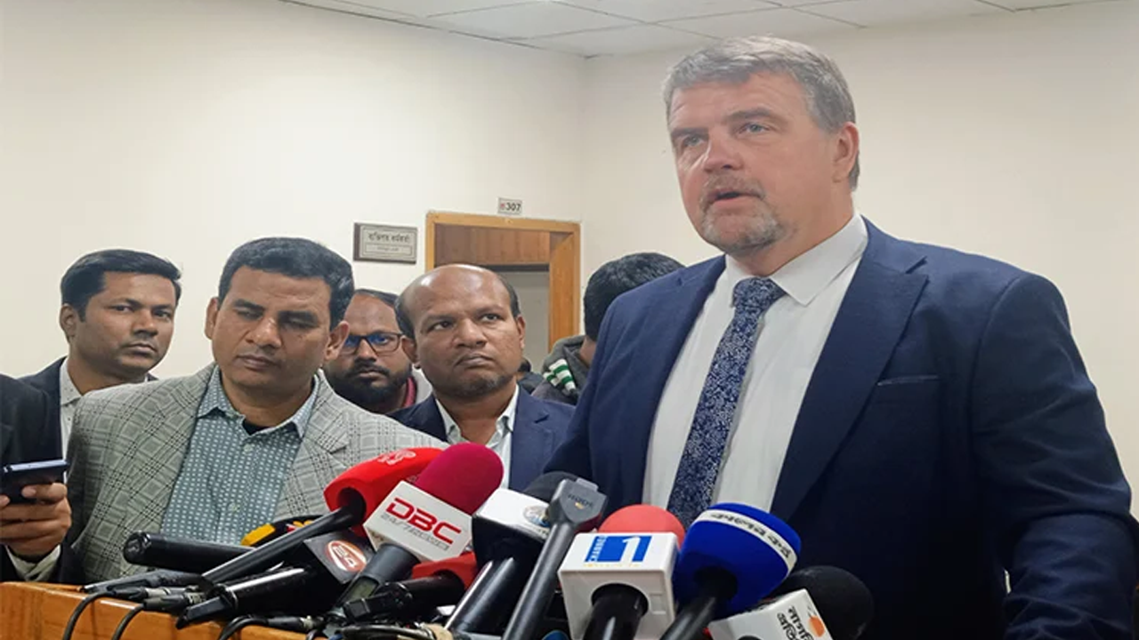 নির্বাচন পর্যবেক্ষণে ২০০ সদস্যের প্রতিনিধিদল পাঠাবে ইইউ