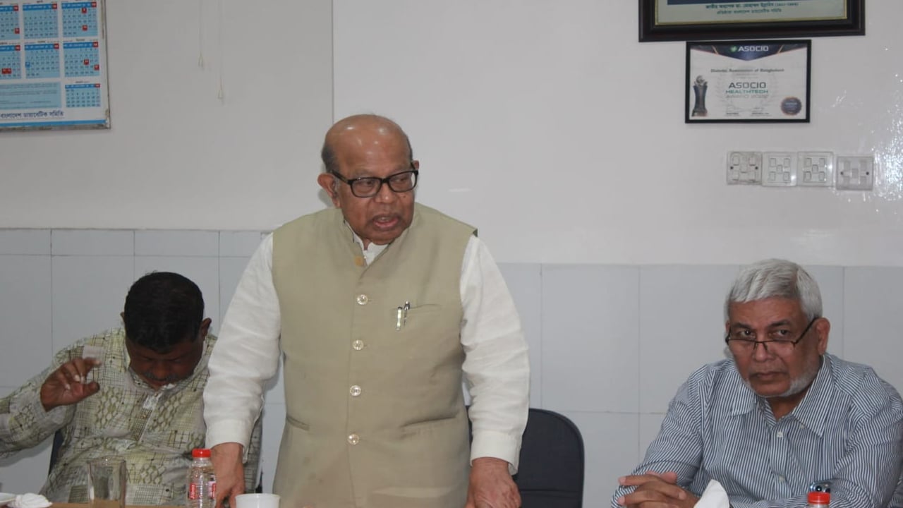 ডায়াবেটিস রোগীদের ইনসুলিন সরকারের দেওয়া উচিত: ডা. একে আজাদ