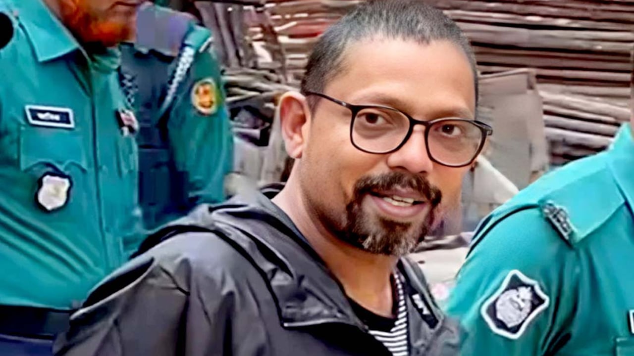 পলকের নির্দেশেই ইন্টারনেট বন্ধ করে দেওয়া হয়