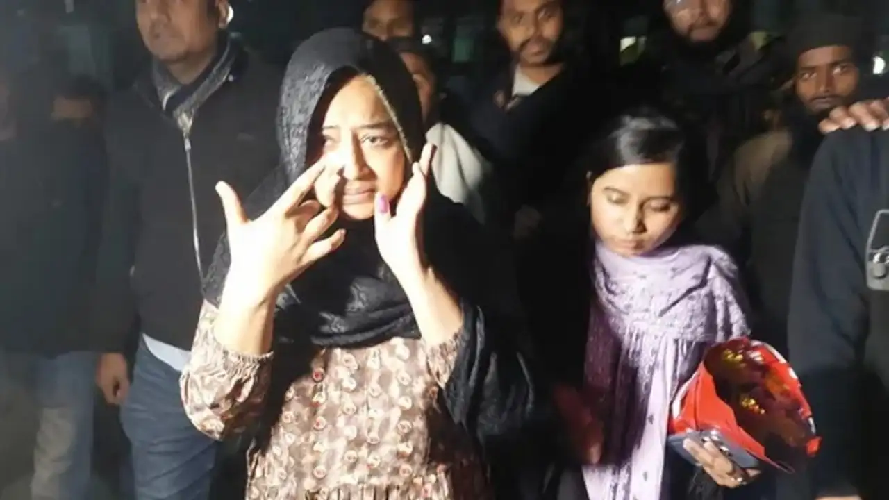 কারামুক্ত হলেন জুলাই কন্যা সুরভী