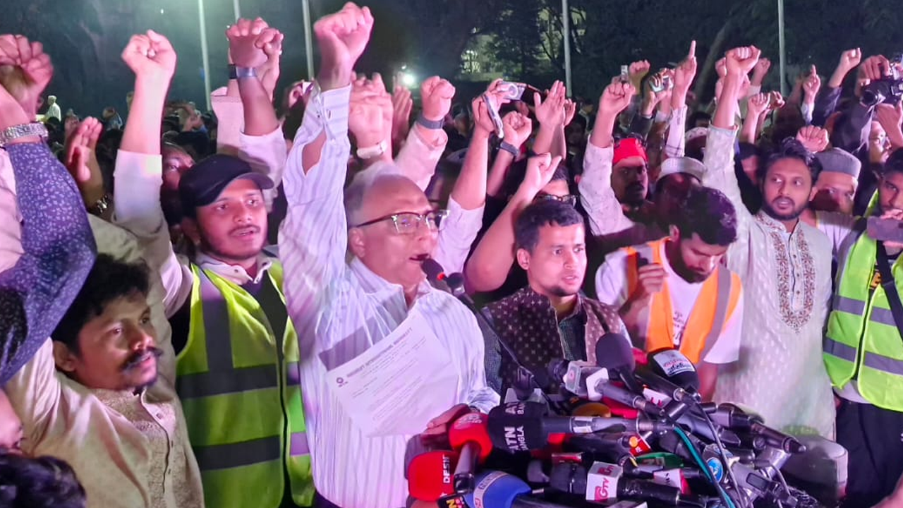 বাংলাদেশের বিরুদ্ধে অঘোষিত যুদ্ধ ঘোষণা করেছে ভারত: মাহমুদুর রহমান