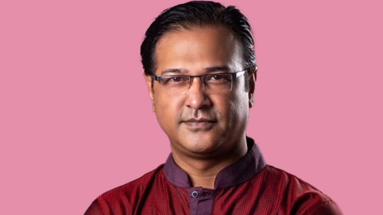 বিদেশি মদ উদ্ধারের মামলায় খালাস পেলেন বিসিবি পরিচালক কণ্ঠশিল্পী আসিফ