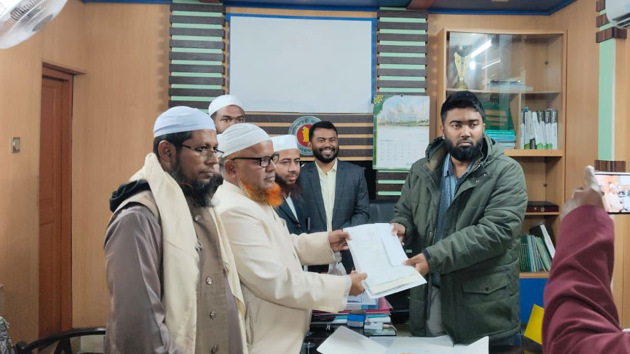 ঢাকা-২০ আসনে ছয় প্রার্থীর মনোনয়নপত্র দাখিল