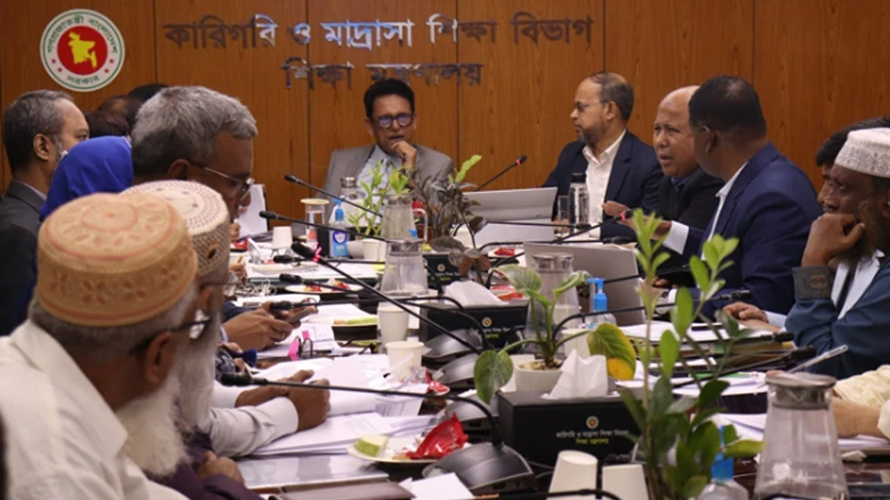 ডিপ্লোমা ইঞ্জিনিয়ারিংয়ের মেয়াদ কমিয়ে ৩ বছর করার সম্ভাব্যতা নিয়ে আলোচনা