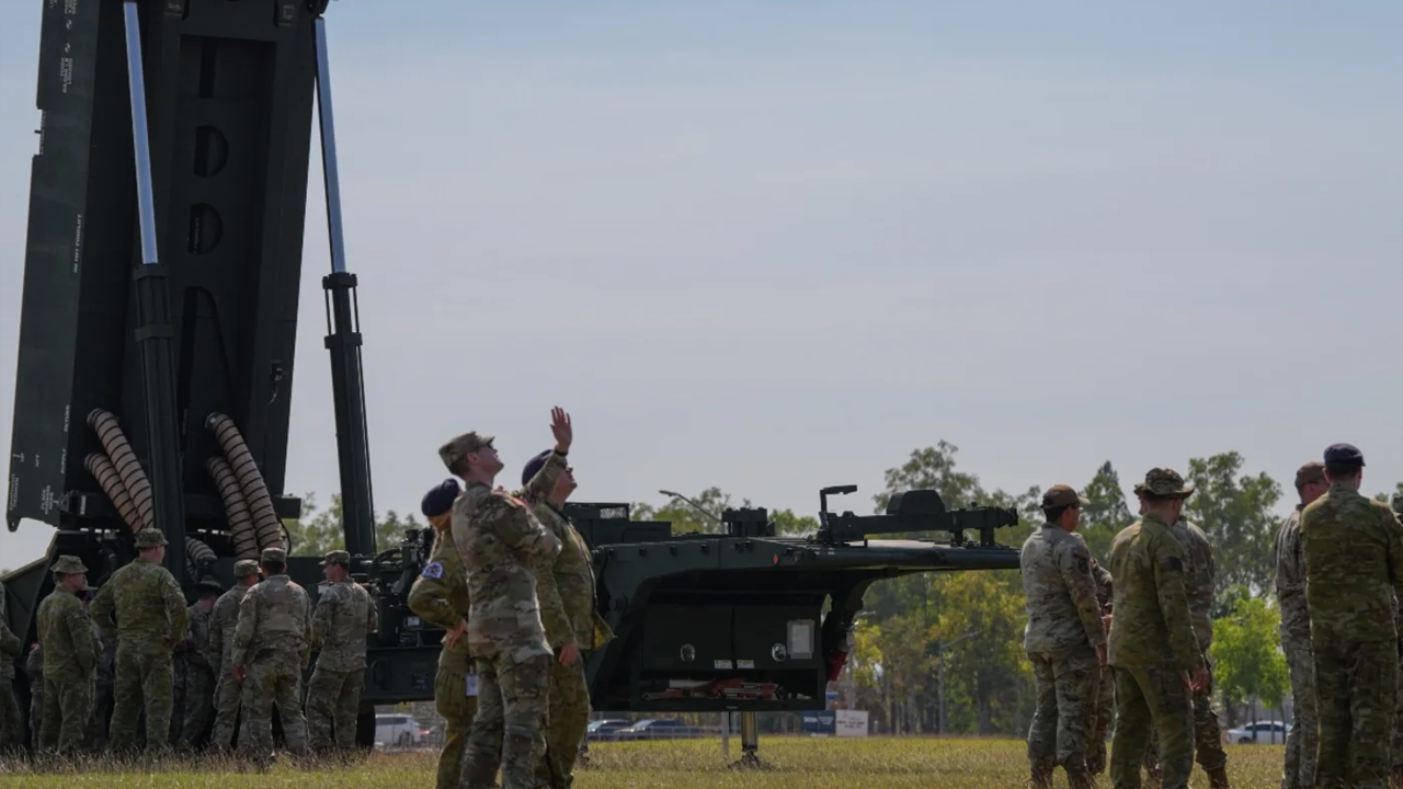 প্রথমবার ‘ডার্ক ঈগল’ মোতায়েন করল যুক্তরাষ্ট্র
