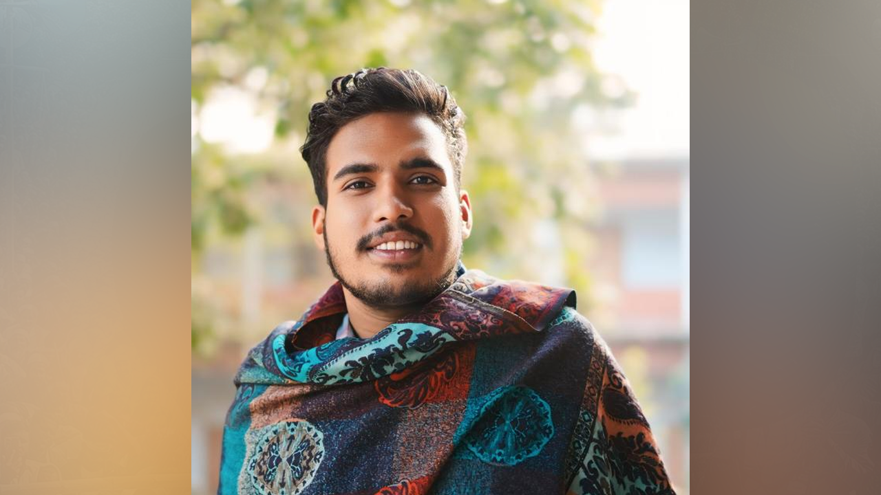 ভিসির সামনেই আমার দেশ পত্রিকার সাংবাদিকের উপর নিষিদ্ধ ছাত্রলীগ নেতার হামলা