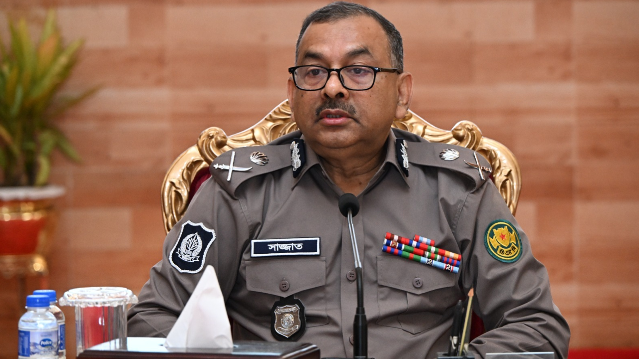 সুষ্ঠু ও সর্বজন গ্রহণযোগ্য নির্বাচন উপহার দিয়েছে পুলিশ: ডিএমপি কমিশনার