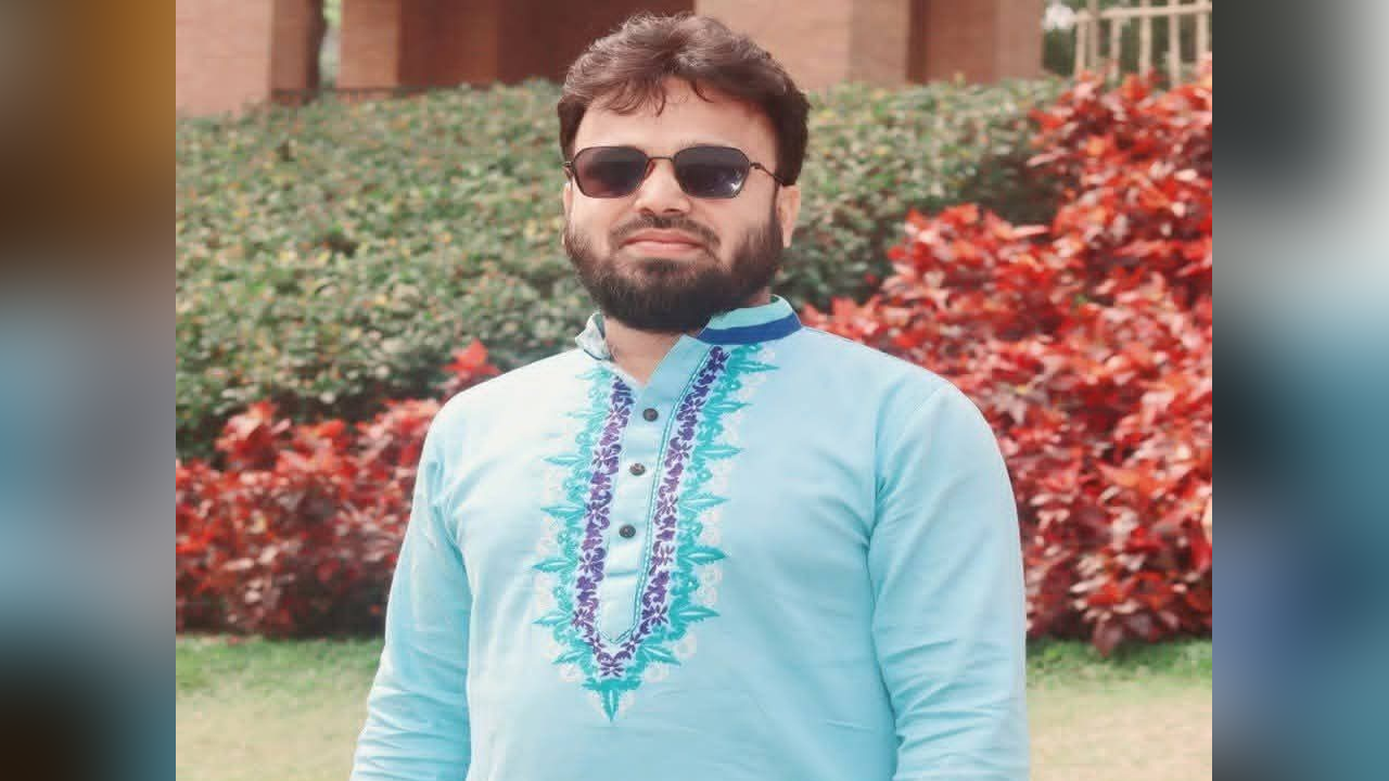 ছাত্রদল সমর্থিত জকসু প্রার্থীর প্রচারণায় জবির পরিবহন প্রশাসক