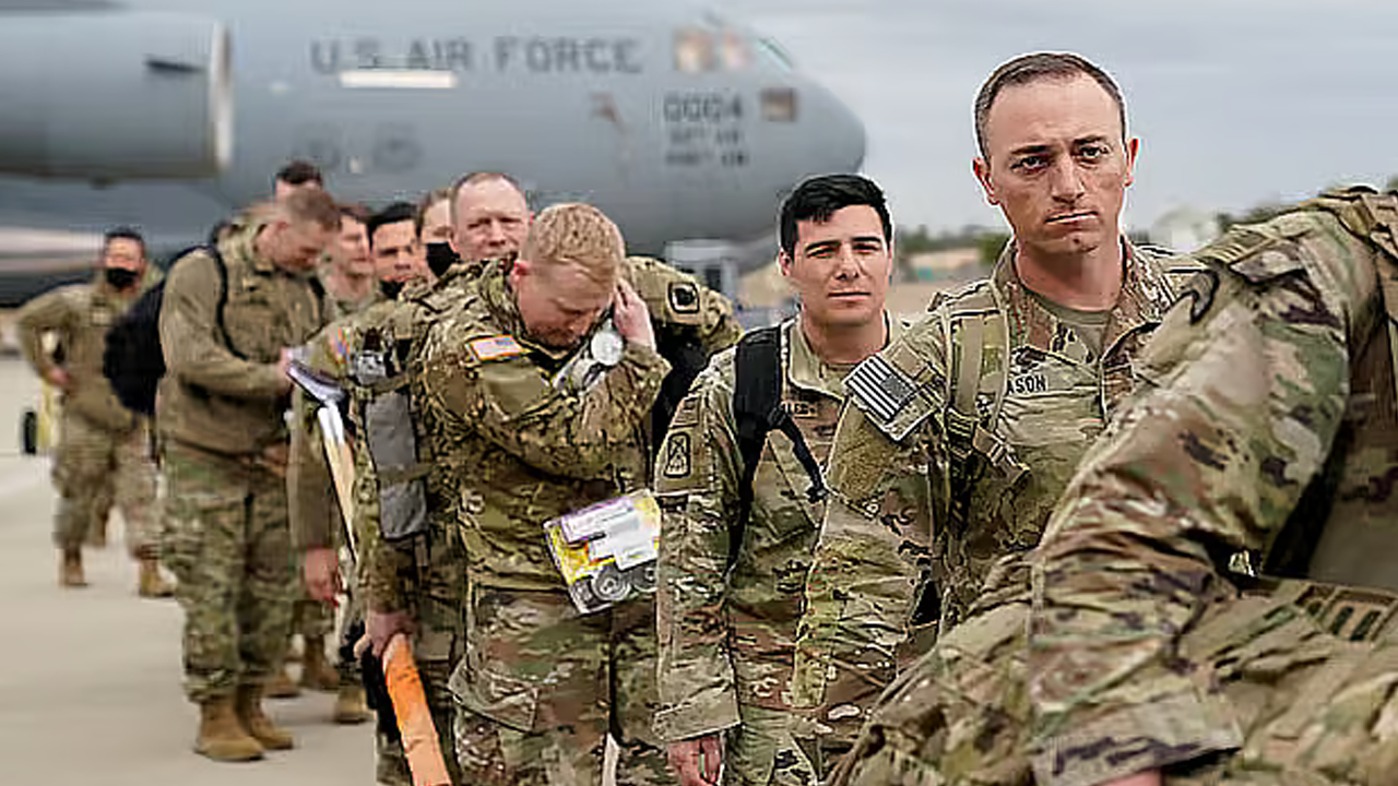 মধ্যপ্রাচ্যে মার্কিন বাহিনীর কয়েক হাজার প্যারাট্রুপার আসতে শুরু করেছেন