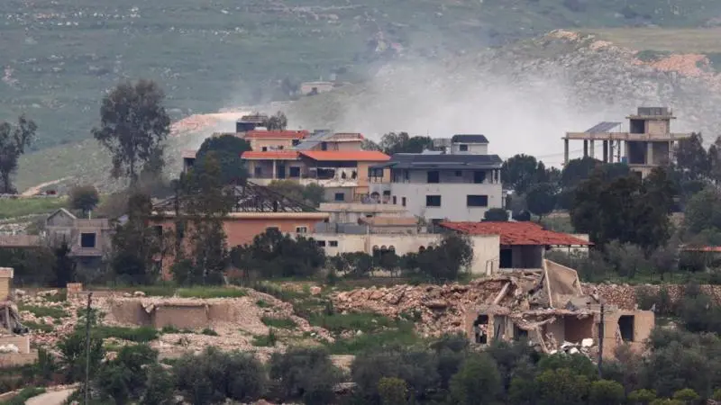 দক্ষিণ লেবাননে আরও ‘শক্তি’ নিয়ে হামলা শুরু করেছে ইসরাইল