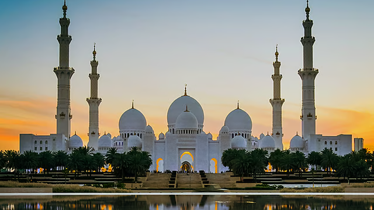 আমিরাতে জুমার নামাজের নতুন সময় ঘোষণা