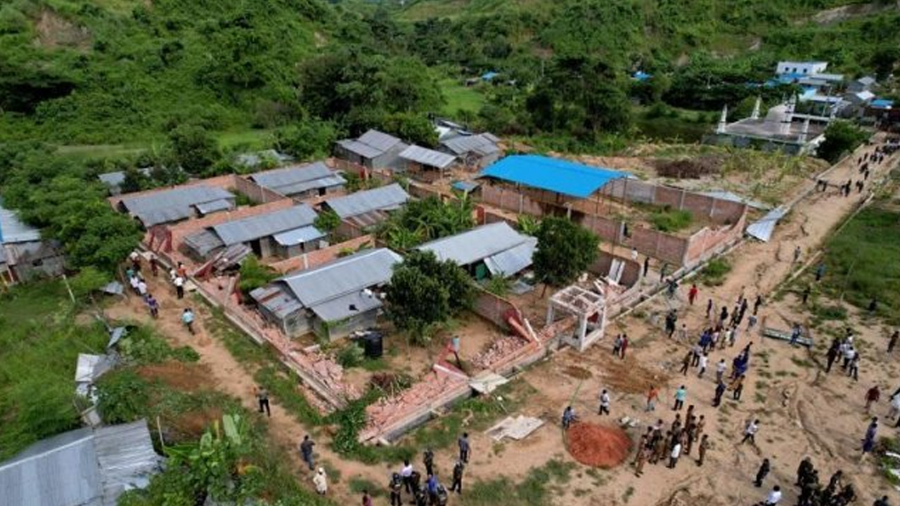 জঙ্গল সলিমপুর ঘিরে রেখেছে র‌্যাব, চলছে যৌথবাহিনীর অভিযানের প্রস্তুতি