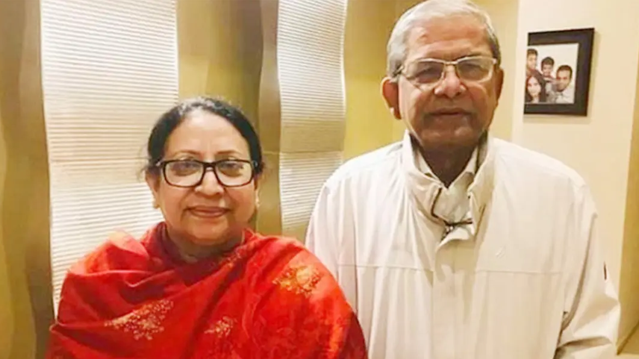 চিকিৎসার জন্য সস্ত্রীক সিঙ্গাপুর গেলেন মির্জা ফখরুল