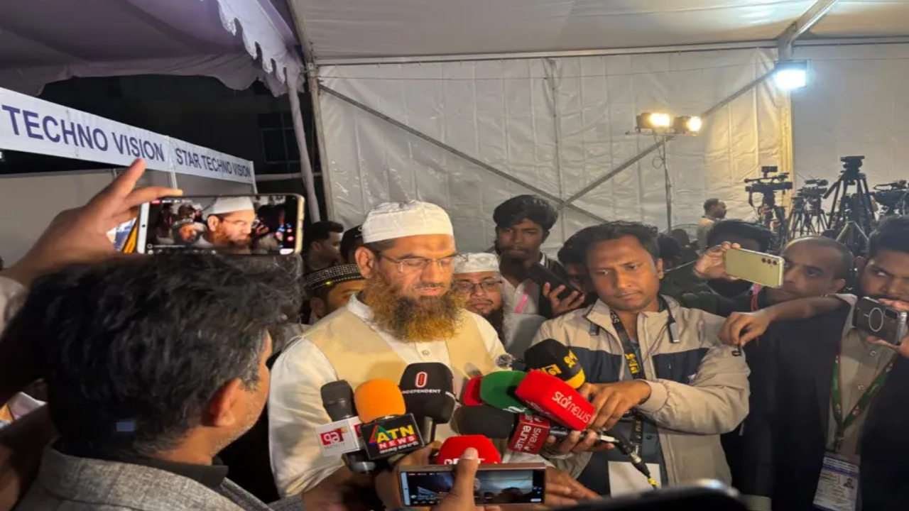 ভোট বাতিলের অভিযোগ জানাতে মধ্যরাতে ইসিতে মামুনুল হক